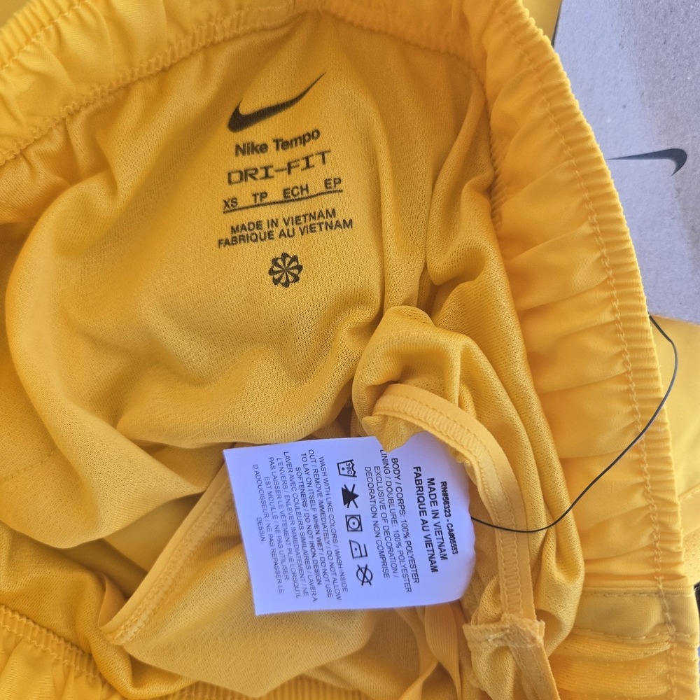 NEW Nike Women's Tempo Dri-FIT‎ Athletic Gym Shorts Yellow Gold Size XS - Picture 2 of 6
